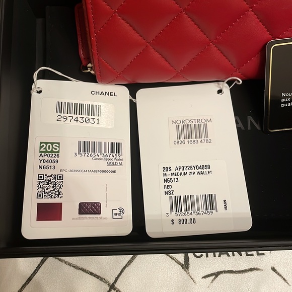 Chanel red wallet - Picture 3 of 5